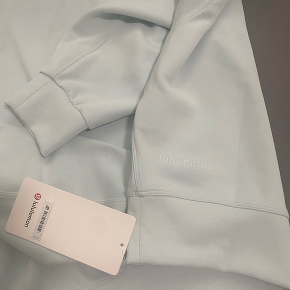 NWT lululemon Softstreme Perfectly Oversized Cropped Crew - Picture 5 of 7